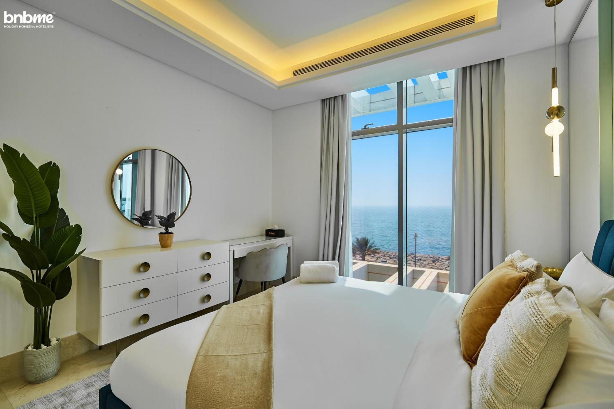 Bnbme - Th8 Palm Hotel Dubai Dış mekan fotoğraf