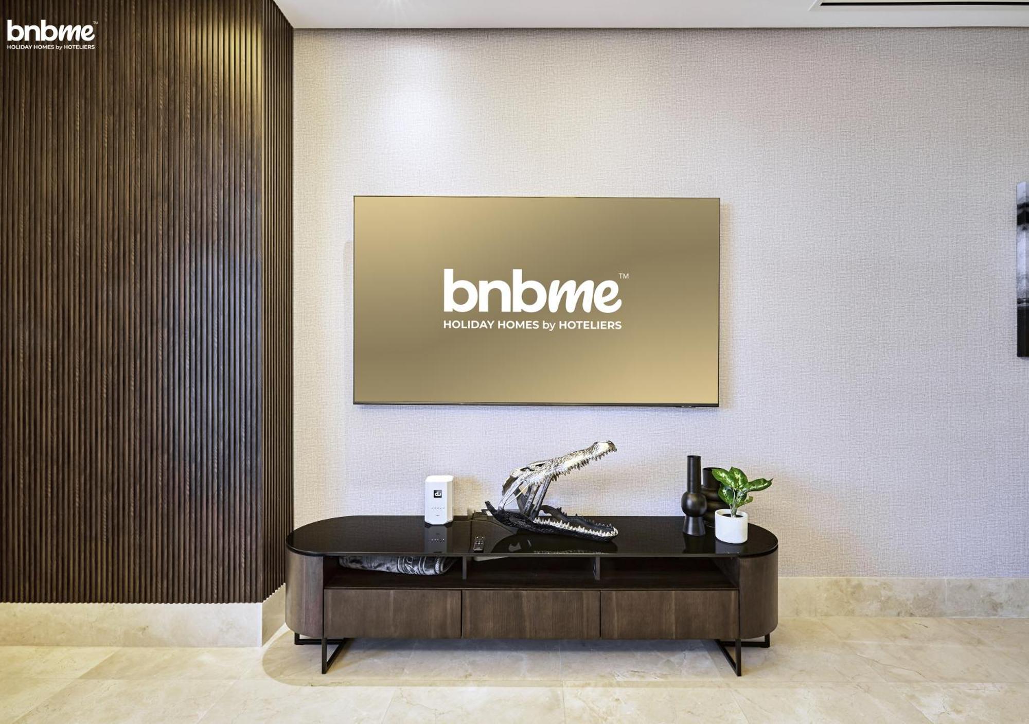 Bnbme - Th8 Palm Hotel Dubai Dış mekan fotoğraf
